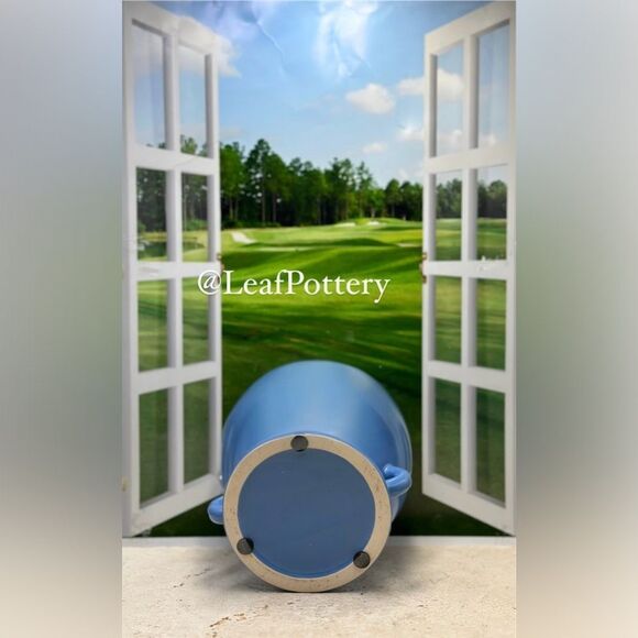 Curvy Sky Blue Ceramic Planter Pot without drainage hole - Picture 7 of 8